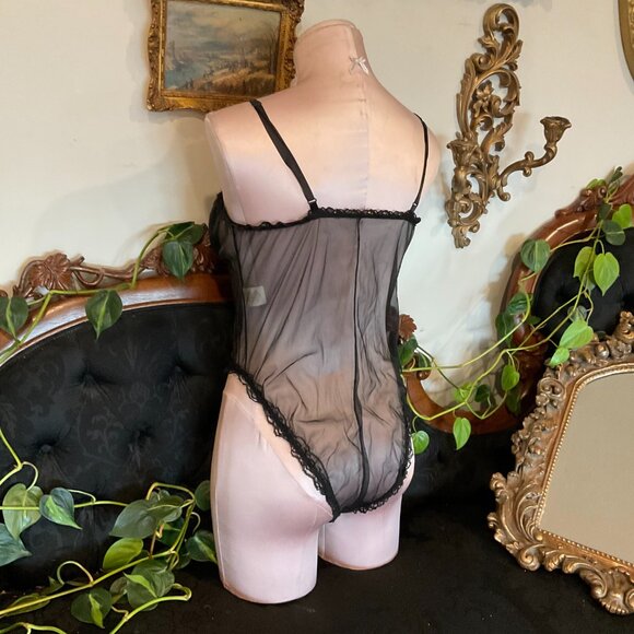Vintage lingerie heart Lace Mesh Bodysuit high leg embroidered Size L Black - Picture 3 of 5